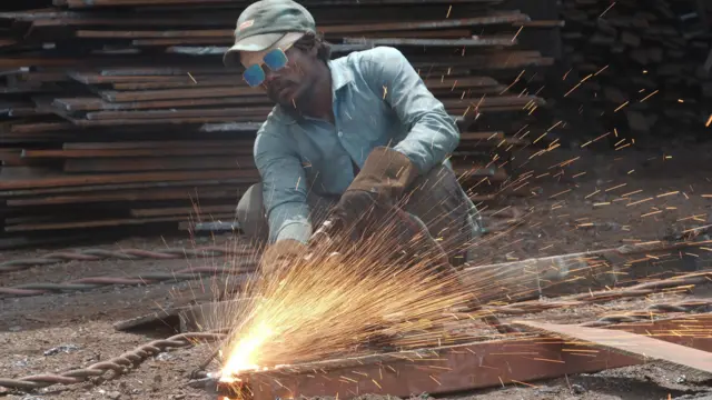 વેપાર, ભાવનગર, અલંગ, હૂતી વિદ્રોહી, લાલ સાગર, ગુજરાત અર્થતંત્ર, બીબીસી ગુજરાતી
