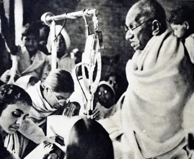 महात्मा गांधी