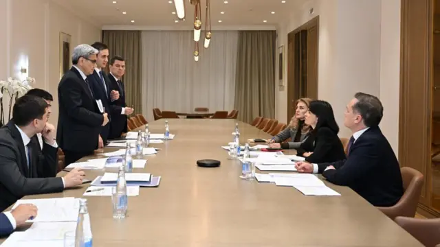Саида Мирзиёева Администрация ходимлари билан