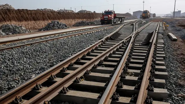 အာရှ အနောက်ပိုင်း ဒေသတွေ တခွင် ကုန်သွယ်ရေးကို အထူး ကောင်းလာစေနိုင်တဲ့ စီမံကိန်း