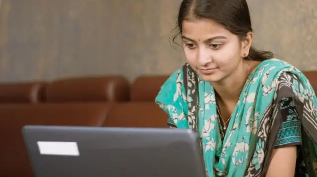 ఉద్యోగులు