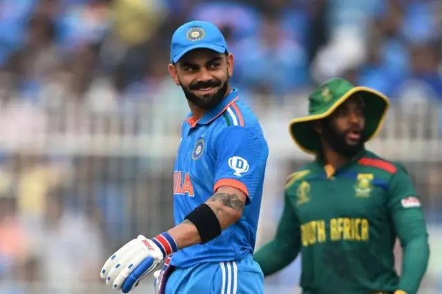 विराटच्या खेळीनं भारताच्या डावाला आकार दिला.