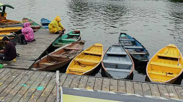 An ojuomi ni bebe odo kan.