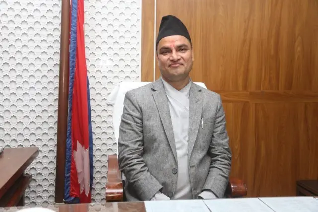 स्वास्थ्यमन्त्री प्रदीप पौडेल