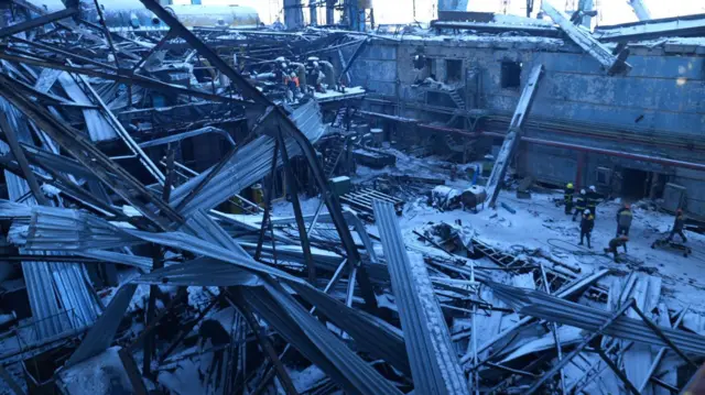 Escombros revelam danos na rede de energia