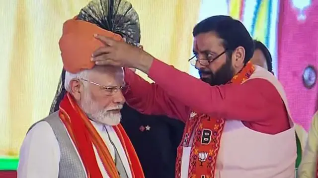 प्रधानमंत्री नरेंद्र मोदी के साथ हरियाणा के मुख्यमंत्री नायब सिंह सैनी 