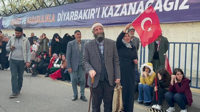 Diyarbakır’da Erdoğan’ın mitingine katılan AKP’liler nelerden şikayetçi?