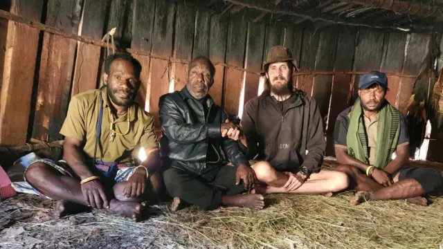 Yuguru, Nduga, Papua, Philip Mehrtens
