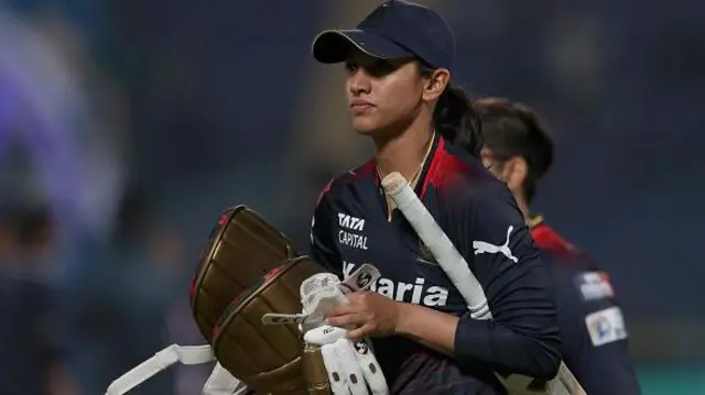 स्मृति मंधाना की बल्लेबाज़ी में निखार आया है.