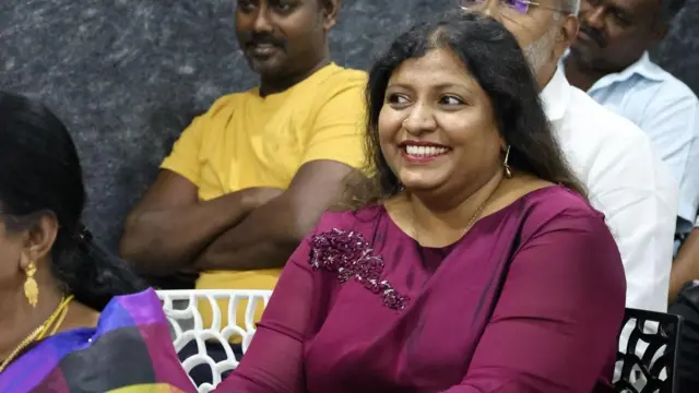 உலக பெற்றோர் தினம்: பெற்றோர் குழந்தைகளுக்கு அதீத செல்லம் கொடுப்பதால் என்ன ஆபத்து?