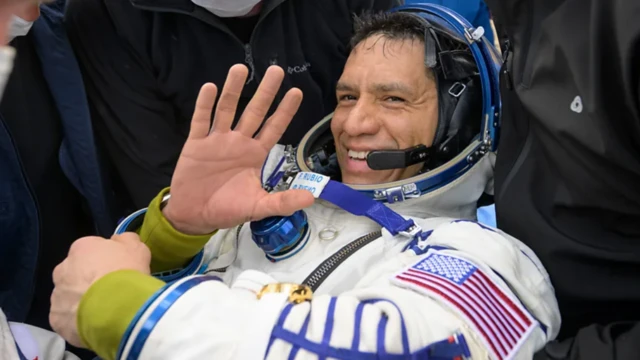 விண்வெளியில் ஓராண்டுக்கு மேல் இருந்தால் மனித உடலுக்கு என்ன ஆகும்?