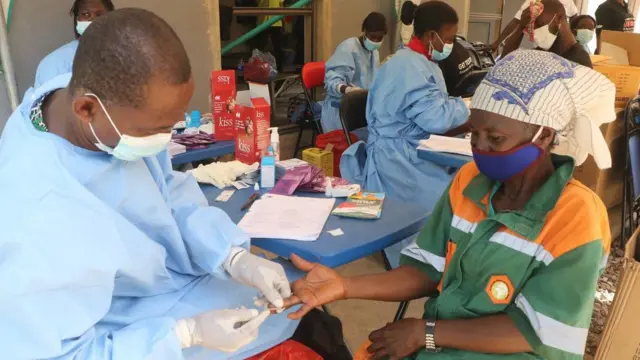 Ndị ọrụ ahụike