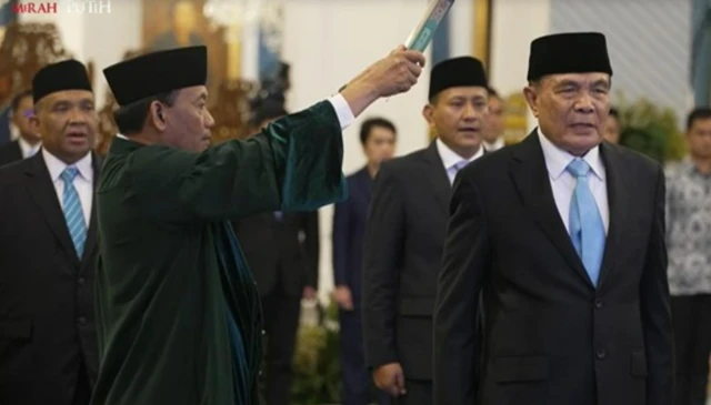 Djamari Chaniago dilantik sebagai Menko Polkam, pada Rabu (17/09).