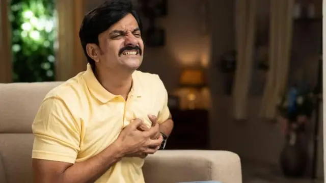 निरोगी जीवनशैलीच्या आधारे हृदयविकाराचा झटका टाळता येऊ शकतो.