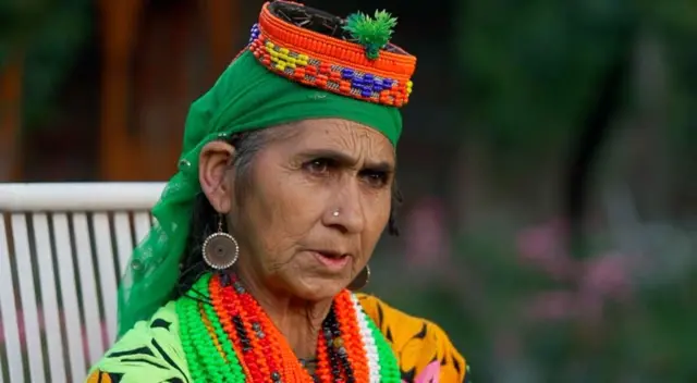 Kai Meera in colourful traditional clothing