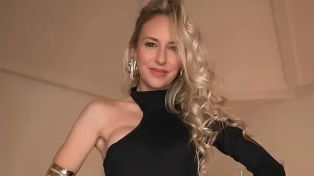 የ38 ዓመት የቀድሞ ሞዴል ክርስቲና ጆክሞቪክ ቤቷ አቅራቢያ በባለቤቷ ተገድላለች። 