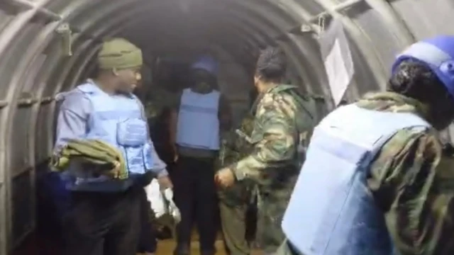 Foto show some Ghana soldiers for inside bunker