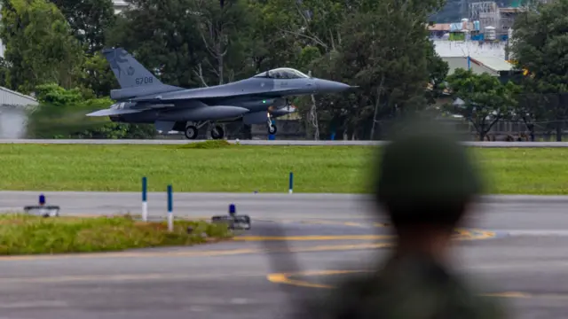 台灣F-16戰機資料圖片