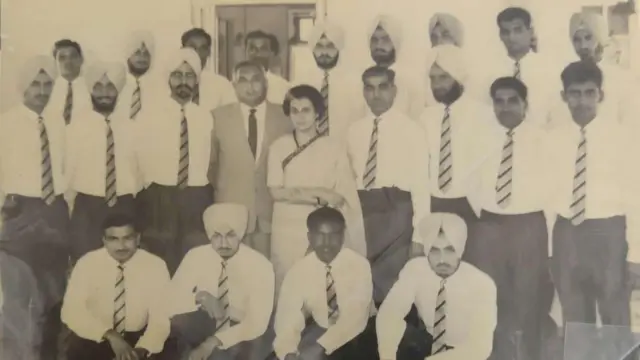 ਭਾਰਤੀ ਹਾਕੀ ਟੀਮ ਇੰਦਰਾ ਗਾਂਧੀ ਨਾਲ 