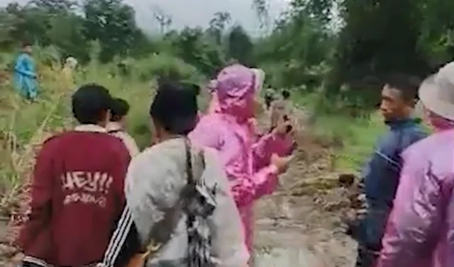 ရွှေတူးသူတွေကို ကိုယ်တိုင်သွားရောက်တားမြစ်တဲ့ ဒေသခံတွေ