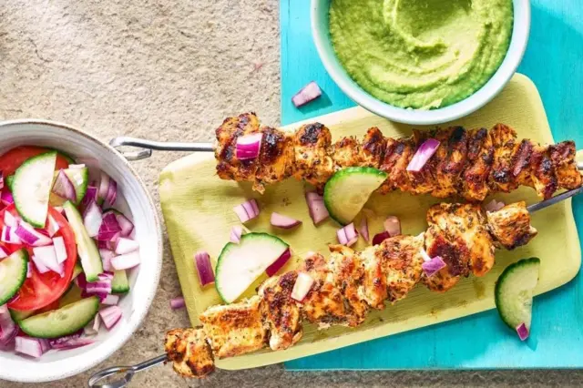 Si le soleil brille, vous pouvez toujours les faire cuire sur le barbecue et les déguster dans le jardin pour un déjeuner ou un dîner en plein air.