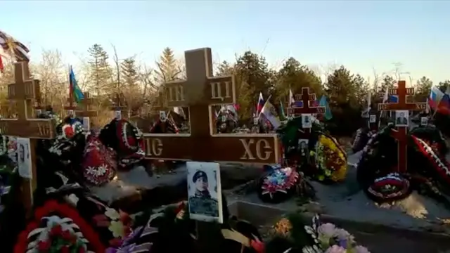 Luganskdagi qabriston.