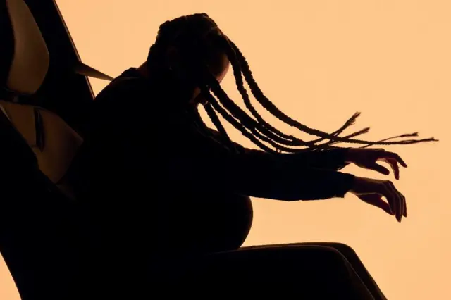 بستن کمربند ایمنی موثرترین روش برای حفظ ایمنی سرنشینان در هنگام تصادف است