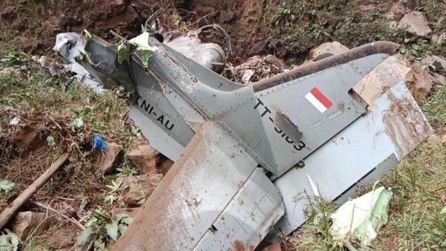 Pesawat Super Tucano jatuh di Pasuruan.