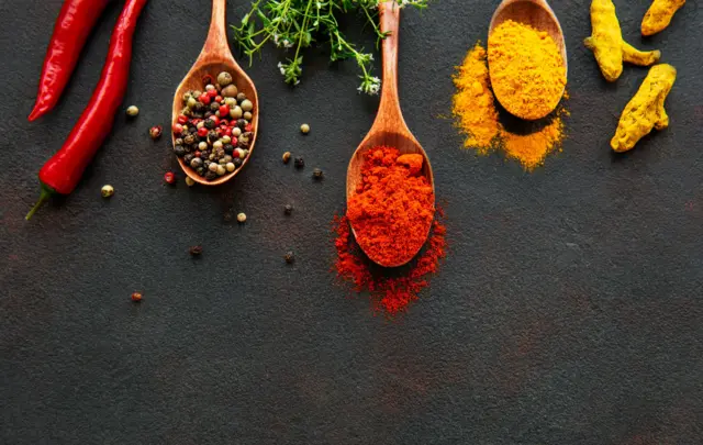 मसाल्याचे वेगवेगळे घटक