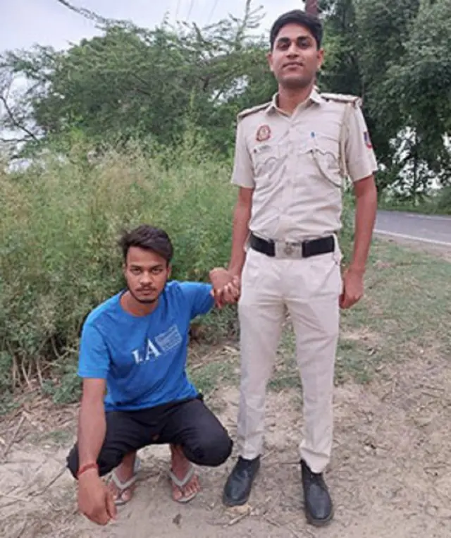 ஷாபாத் டெய்ரியில் சாலைக்கு நடுவே நடந்த படுகொலை சம்பவத்தில் புலந்த்ஷெஹரில் இருந்து கைது செய்யப்பட்டார் குற்றவாளி