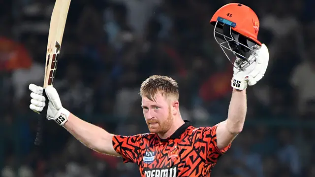 शतक लगाने के बाद क्लासेन की तस्वीर