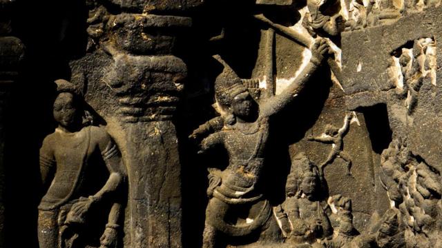 வடக்கிருந்து உயிர் துறத்தல்: சேர, சோழ மன்னர்கள் உண்ணா நோன்பிருந்து உயிரை விட்டது ஏன்?