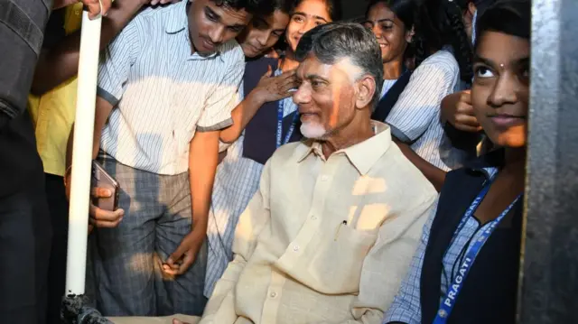 చంద్రబాబు 