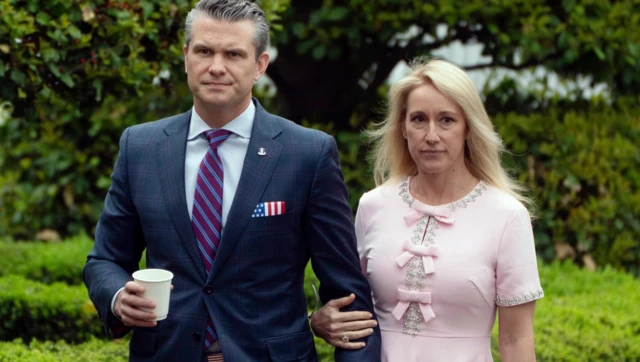 هگست و همسرش