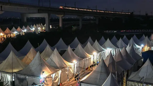 తాత్కాలిక శిబిరాలు