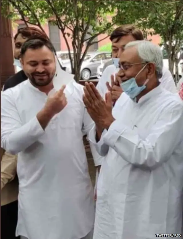 नीतीश- तेजस्वी