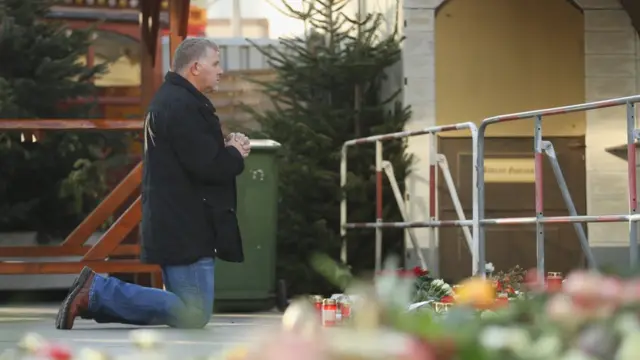 Человек на месте трагедии