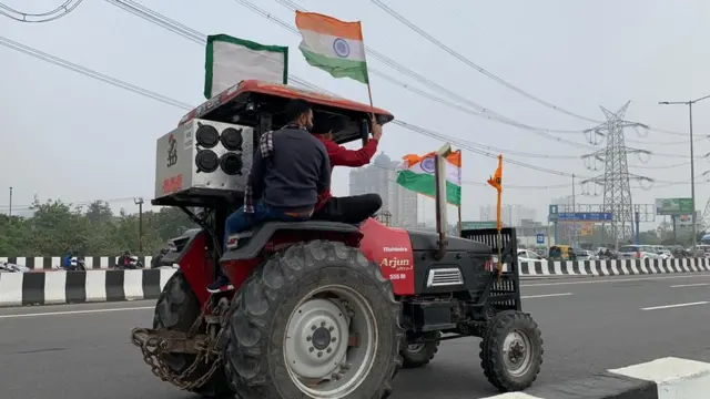 ਕਿਸਾਨਾਂ ਦਾ ਟਰੈਕਟਰ ਮਾਰਚ