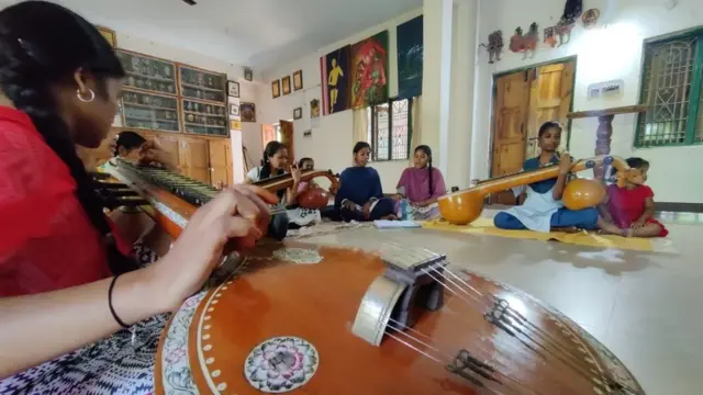 జట్టు ఆశ్రమం