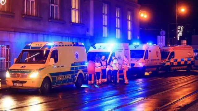 Awọn oṣiṣẹ pajawiri