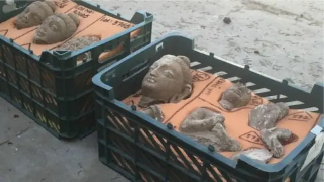 تاریخي اثار