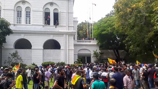 இலங்கை போராட்டம்