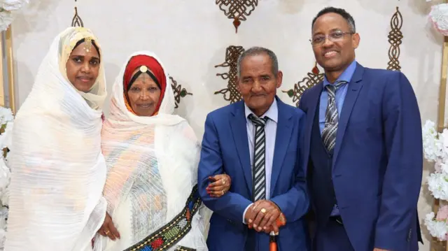 ዘካርያስ ምስ ወለዱ