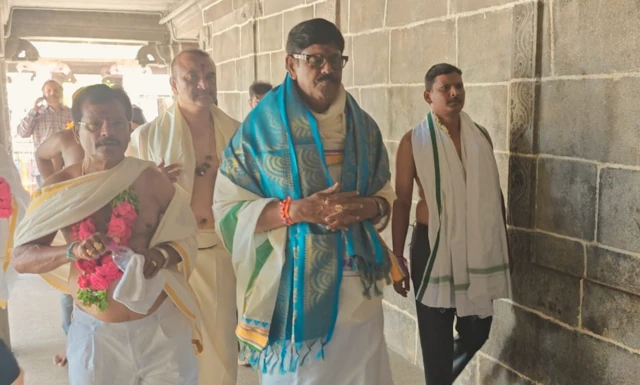 దేవాదాయ ధర్మాదాయ శాఖ మంత్రి ఆనం రామనారాయణ రెడ్డి