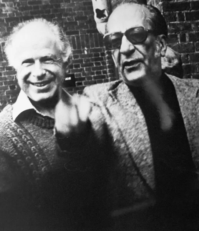 Питер Брук и главный режиссер ленинградского Большого драматического театра Георгий Товстоногов. Ленинград. 1978 г.