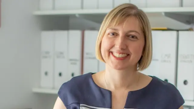 Professor Sarah Mills, Universitas Loughborough