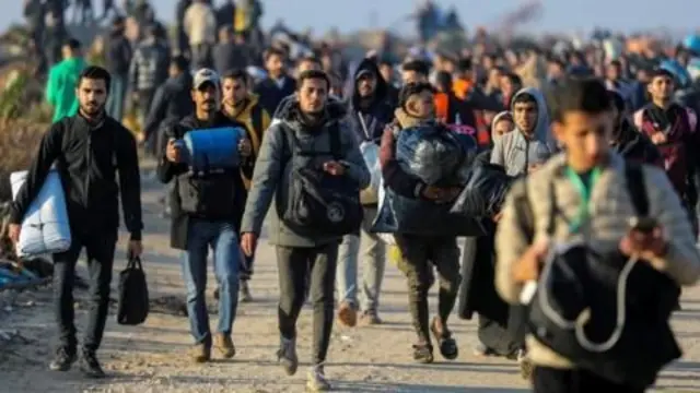 Người Palestine quay trở lại miền bắc Gaza


