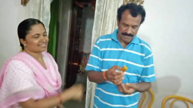 नंदिनी के माता पिता