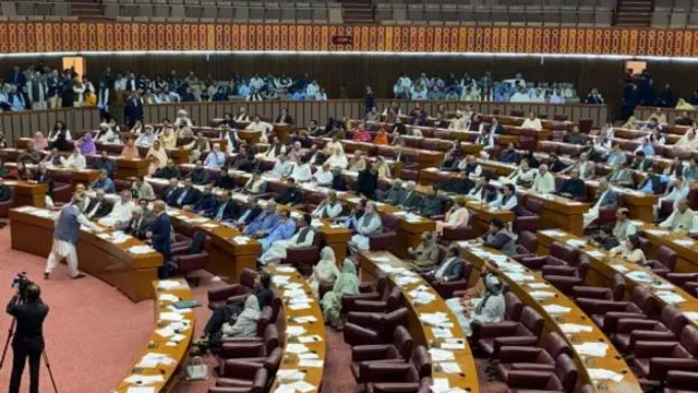 इमरान ख़ान सरकार