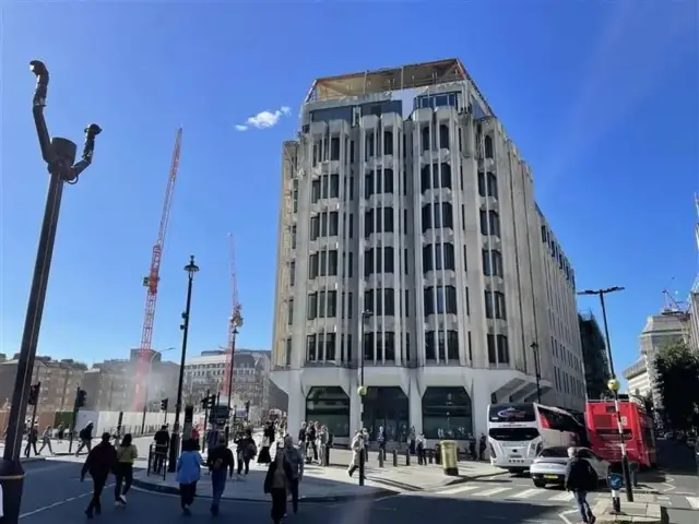 خانه شرکت ملی نفت ایران در لندن